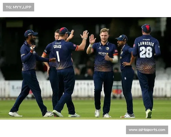 门兴格拉德巴赫火力全开四球击败圣保利喜获赛季首胜