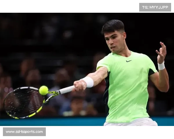 阿尔卡拉斯巴黎大师赛早早出局，年终第一争夺形势被动